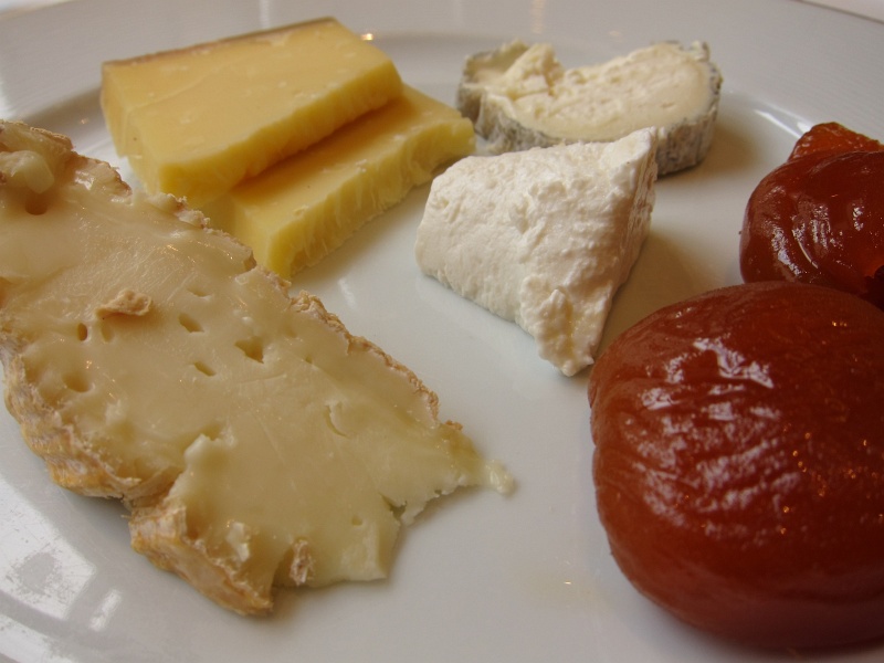 IMG_1433.JPG - Assorted French cheeses and preserved apricot