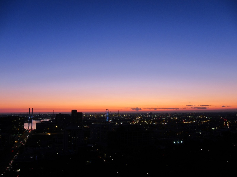 IMG_3294.JPG - Dusk, with lit Melbourne Star Observation Wheel in the distance