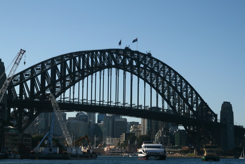 IMG_9301.JPG - The iconic Sydney Harbour Bridge, built in 1932.  No fireworks that day...