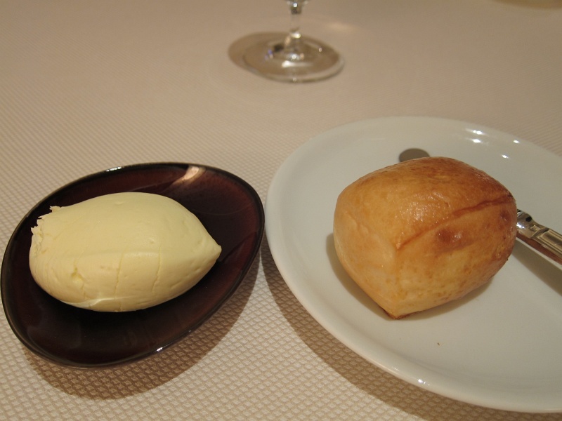 IMG_1834.JPG - Bread #1 - pain de mie (milk bread roll), with whipped butter