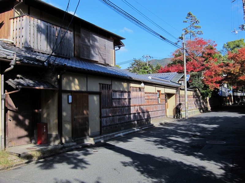 IMG_0240a.jpg - Outside Hyotei - just a plain-looking house
