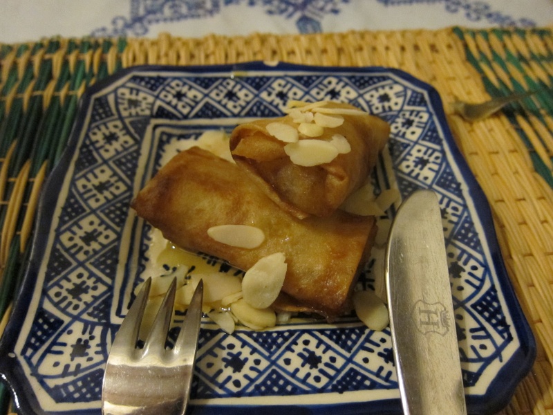 IMG_1214.JPG - Dessert "spring rolls" - with fresh honey (Riad Rcif)