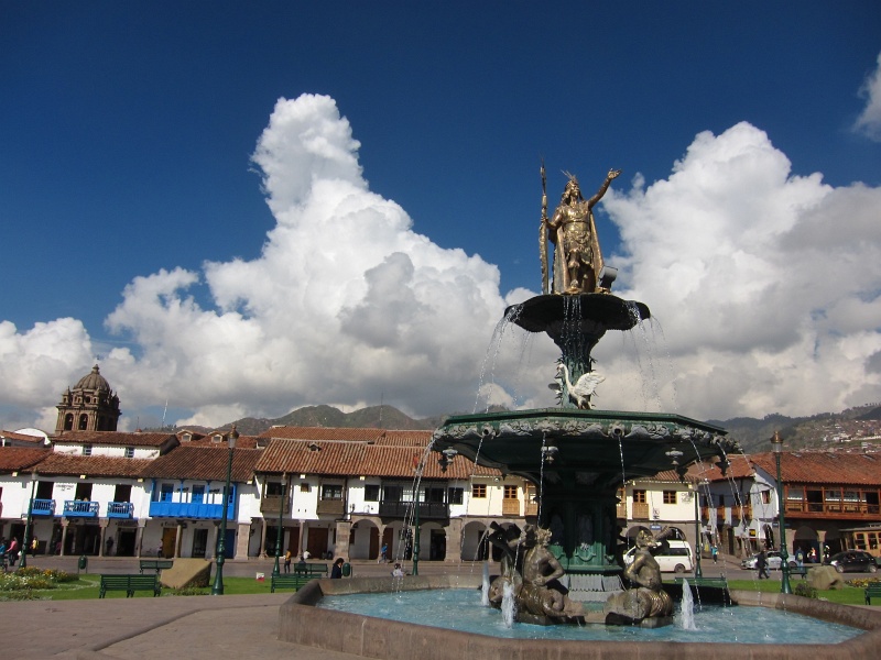IMG_1845.JPG - Plaza de Armas, the city center of Cusco.  The Incan statue is looking north towards Saqsaywaman.  The statue engendered a controversy in 2011 when it was first installed, as it replaced a North American Indian warrior with bow and arrows.