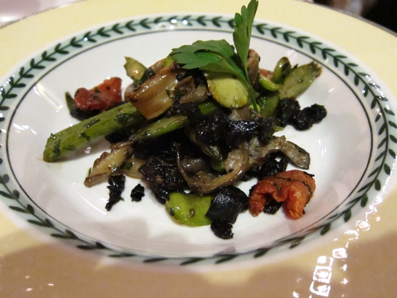 IMG_1912.JPG - Sauted wild and porcon mushrooms - green asparagus, fava beans, parsley, garlic