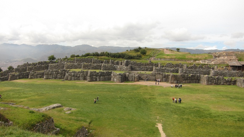 IMG_1810.JPG - View of the Saqsaywaman, the Incan Great Wall, built in mid-15th century by Pachacuti.  The 22 distinct zigzags are meant to expose invaders' flank.  Cusco's city layout resembles a puma with Saqsaywaman forming the head, thus the walls represent  the teeth.