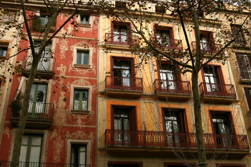 IMG_6064.JPG - Elaborate building facade along La Rambla