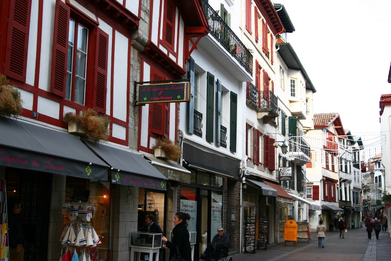 IMG_6268.JPG - Rue Gambetta, the main commercial street in the sleepy town of St. Jean-de-Luz