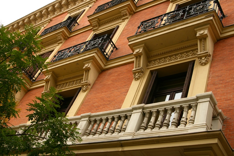 IMG_5991.JPG - Another set of balconies, this one near the Prado Museum