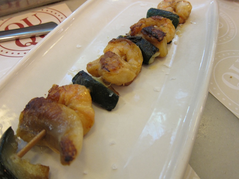 IMG_0060.JPG - Grilled monkfish and shrimp skewer, Quasi Queviures "QuQu", Barcelona