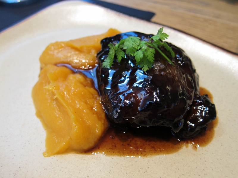 IMG_0093.JPG - Iberian pork cheek with red potato, Ohla Gastronomic Bar, Barcelona