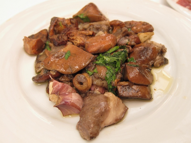 IMG_0007.JPG - Sauteed wild mushrooms - luxurious textures and flavor!