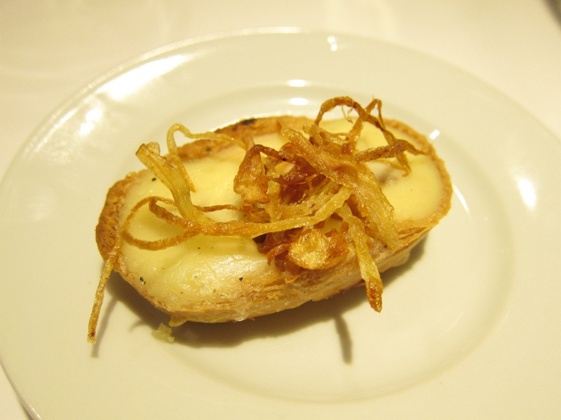 IMG_0198.JPG - Itxaso - monkfish and prawns with creamy leeks and txakoli wine (Bergara)