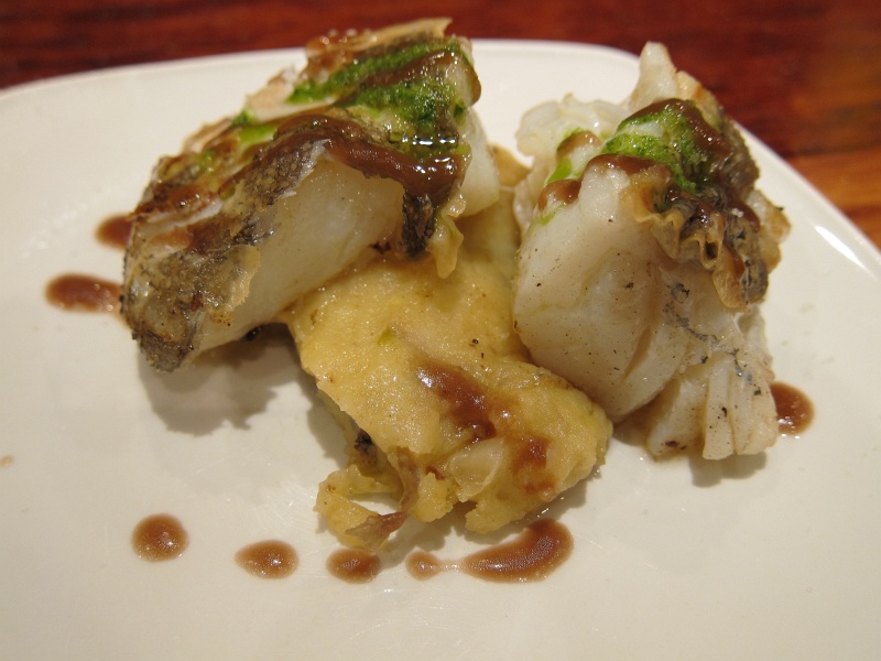 IMG_0205.JPG - Pan-fried bacalao (salt cod) confit with mashed potatoes (La Cuchara de San Telmo)