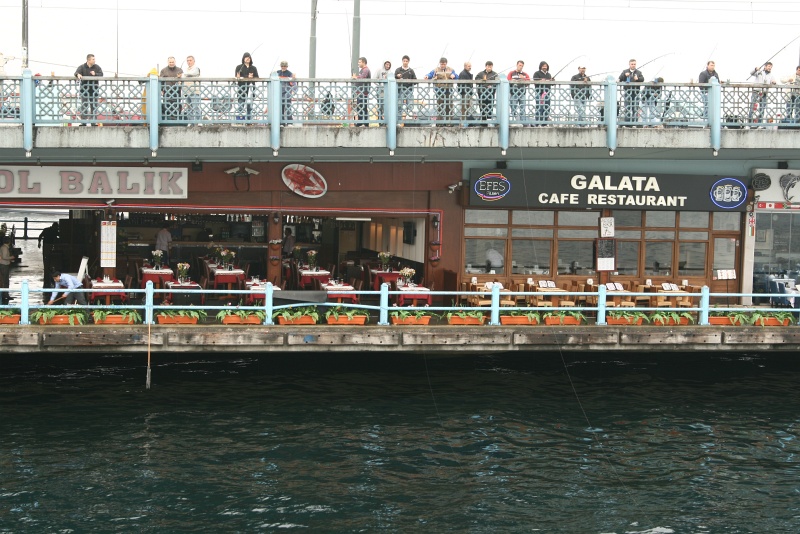 IMG_5092.JPG - Restaurants on the lower level of Galata Bridge, fishermen on the upper level